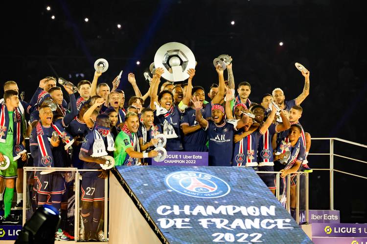 12胜4平，切尔西欧战小组／联赛阶段主场16场不败（欧战小组／联赛阶段，切尔西主场16场不败：12胜4平）