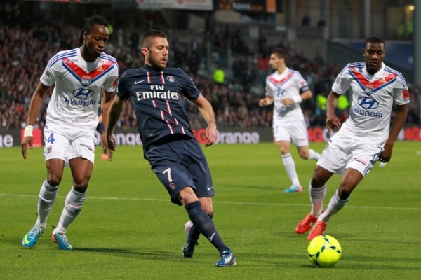 阿隆索：希望用胜利迎接新的一年，与俱乐部之间关系依旧融洽（阿隆索：盼以胜利开启新一年，与俱乐部关系依然融洽）