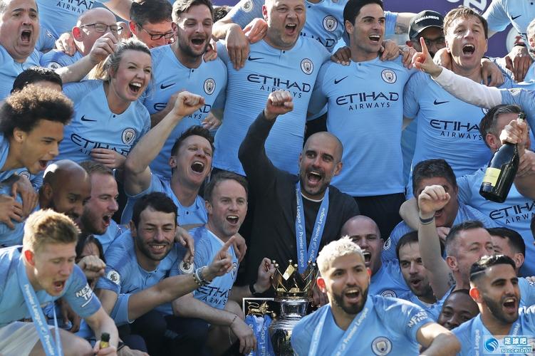 马德兴：邵佳一教练组土洋结合更受青睐，他的海外人脉有帮助（马德兴：邵佳一教练组中外融合更获青睐，海外人脉成助力）