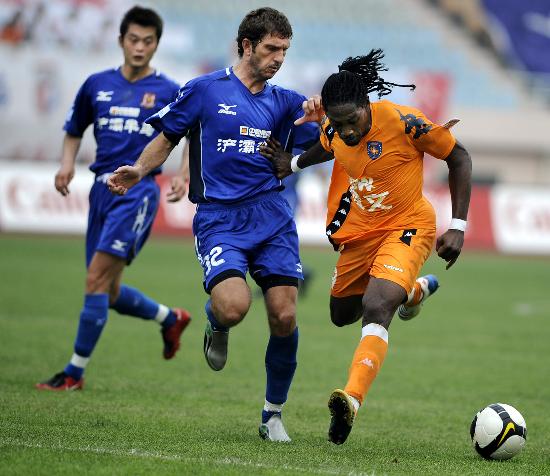 跟队：米兰不太可能在一月运作莱万，但他是夏窗的理想人选（随队记者：米兰冬窗难签莱万，夏窗仍视其为理想目标）