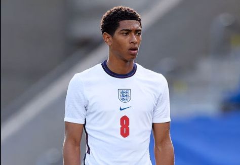 国安客战河内：3外援PK6外援，塞鸟、吴少聪首发，法比奥出战（客战河内，国安三外援迎战六外援：塞鸟吴少聪首发，法比奥出战）