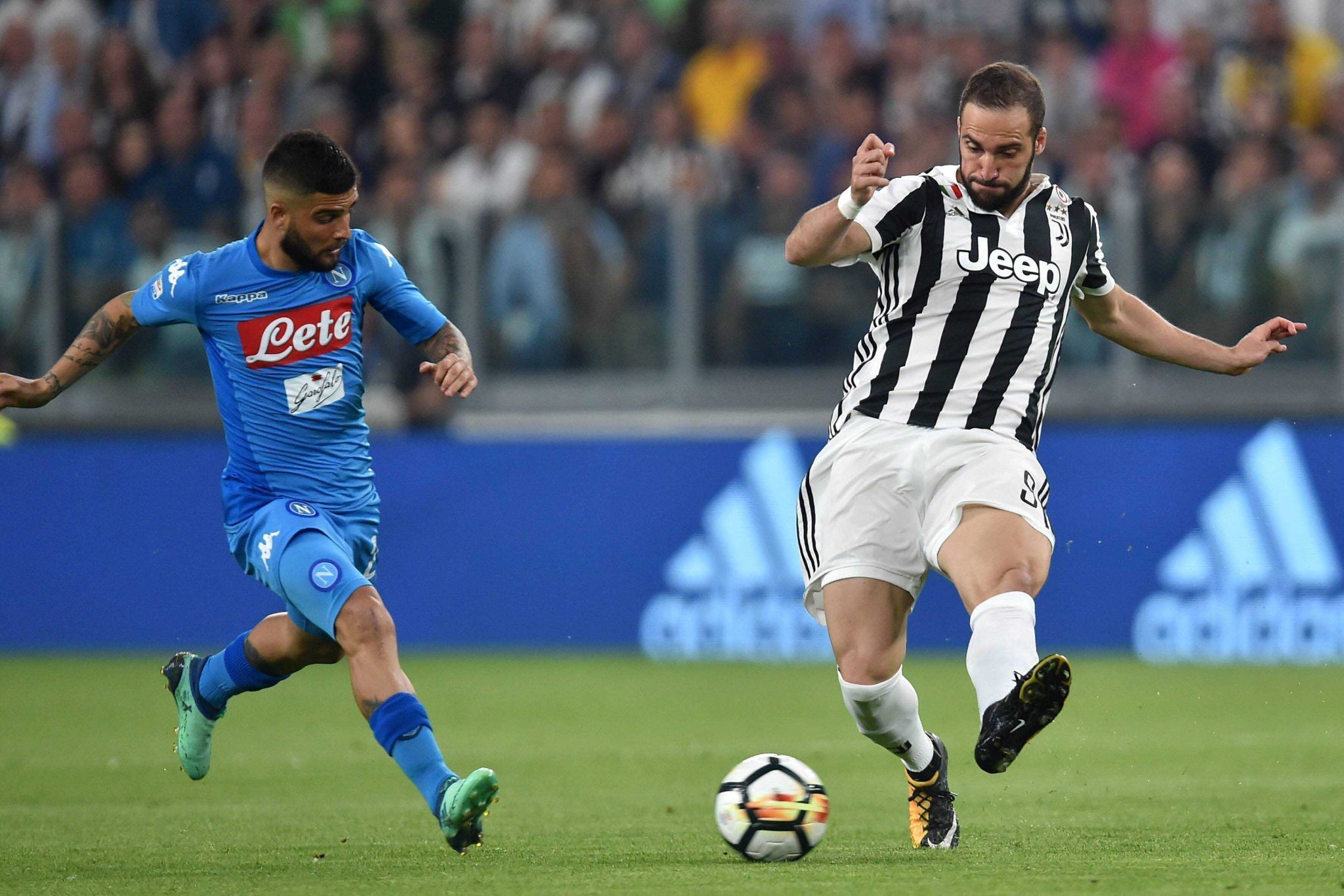 挪超战报：乔根森补时绝杀，博德闪耀2-1奥斯陆保留争冠悬念（挪超快讯：乔根森读秒绝杀，博德闪耀2-1击退奥斯陆，争冠悬念仍在）