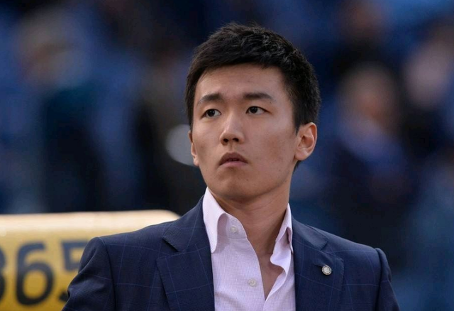 吉拉西无缘2025非洲足球先生奖，他的哥哥在社媒表达不满（吉拉西错失2025非洲足球先生，其兄在社媒发声不满）