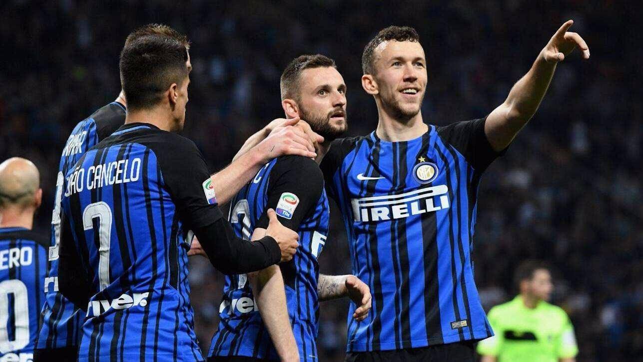 RB莱比锡vs云达不莱梅：劳姆、阿桑-韦德拉奥果首发，菅原由势、施密德出战（RB莱比锡对阵云达不莱梅：劳姆、阿桑-韦德拉奥果先发，菅原由势与施密德登场）